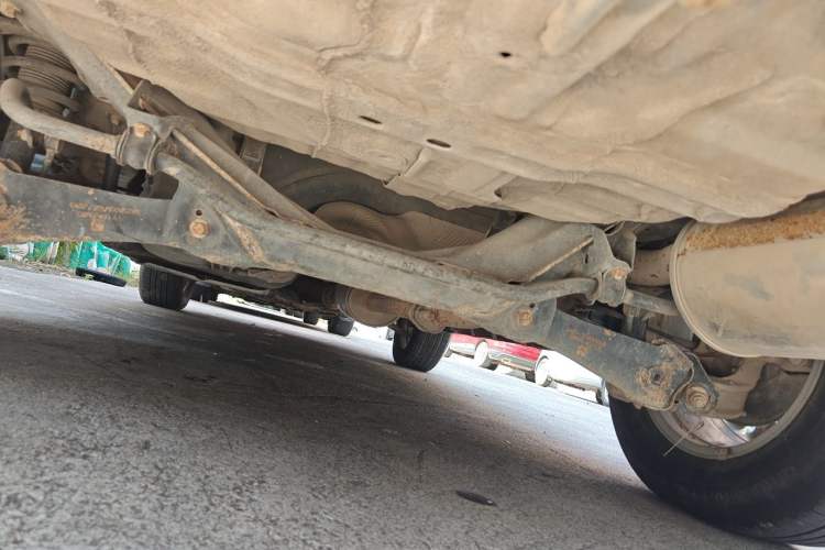 Used Haval M6 2019 1.5T DCT Two-Wheel Drive Elite Version China VI Standard Chassis Rear
