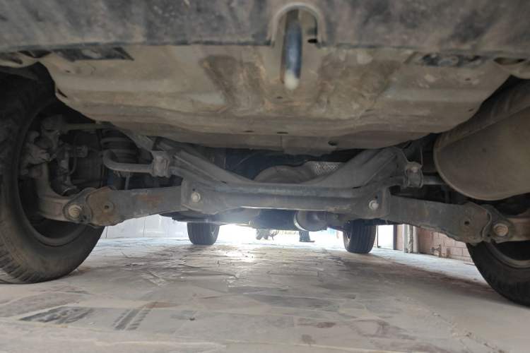 Used Haval M6 2019 1.5T DCT Two-Wheel Drive Value Edition China VI Standard Chassis Rear