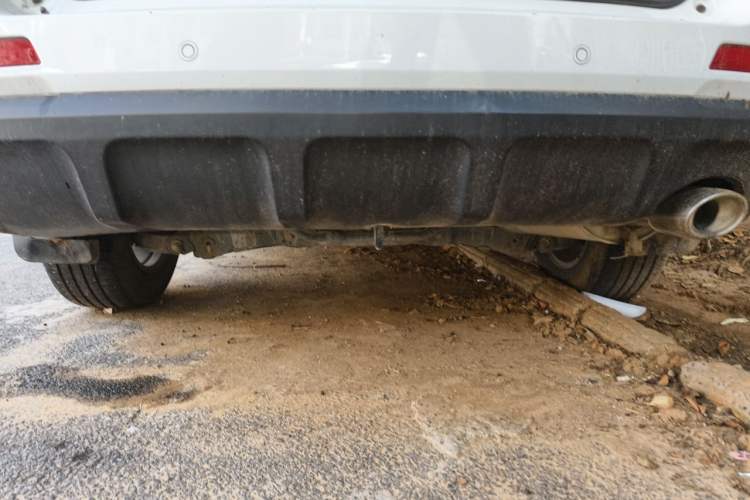 Used Haval M6 2019 1.5T Manual Two-Wheel Drive Elite Version China VI Standard Chassis Rear