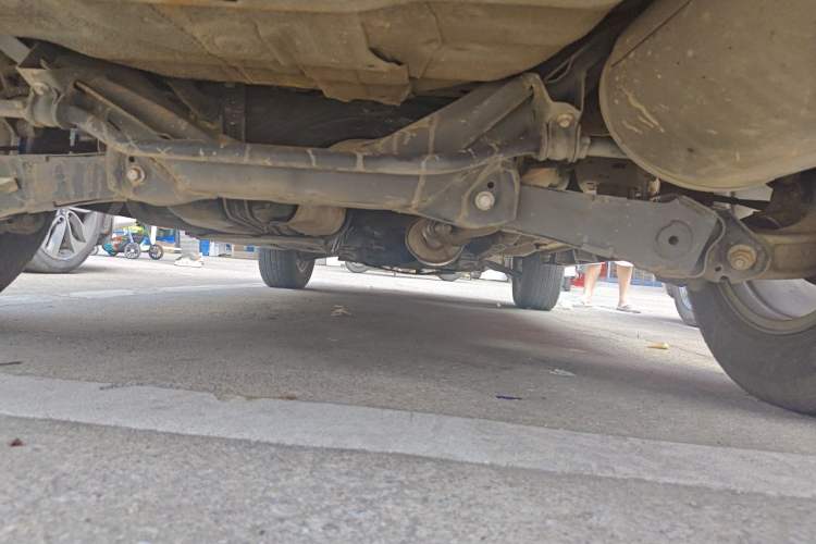 Used Haval M6 2019 1.5T Manual Two-Wheel Drive Urban Version China VI Standard Chassis Rear