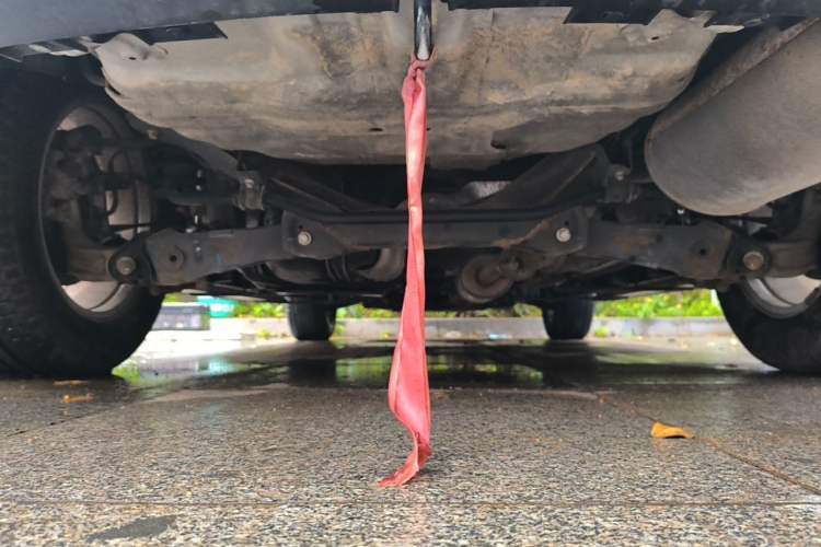 Used Haval M6 2019 1.5T DCT Two-Wheel Drive Elite Version China VI Standard Chassis Rear