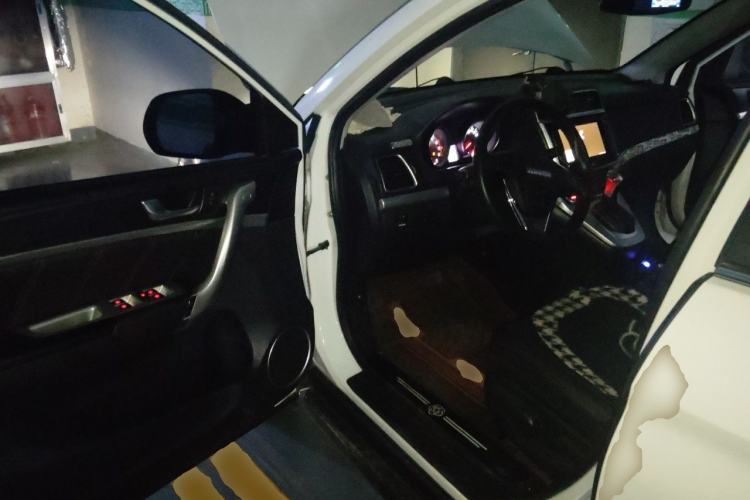 Used Haval M6 2019 1.5T DCT Two-Wheel Drive Elite Version China VI Standard Driver Seat