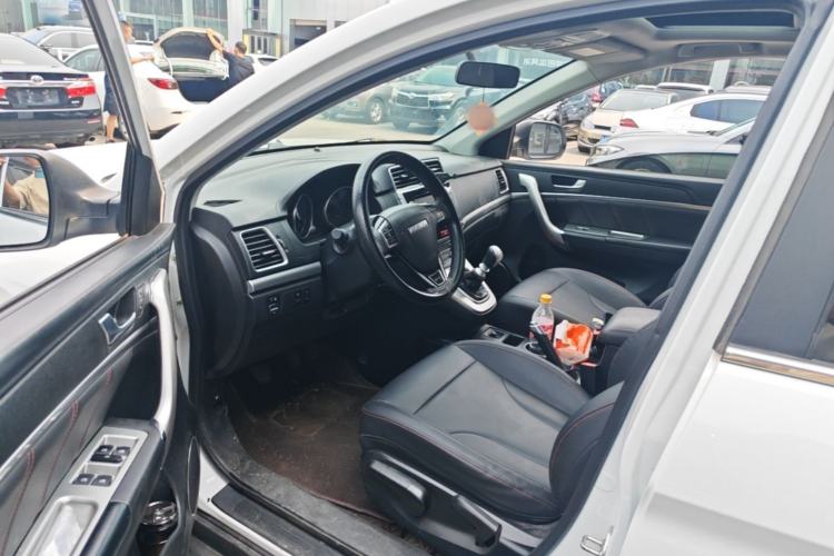 Used Haval M6 2019 1.5T Manual Two-Wheel Drive Elite Version China VI Standard Driver Seat