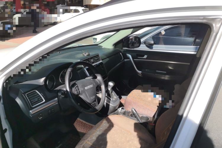 Used Haval M6 2019 1.5T DCT Two-Wheel Drive Elite Version China VI Standard Driver Seat