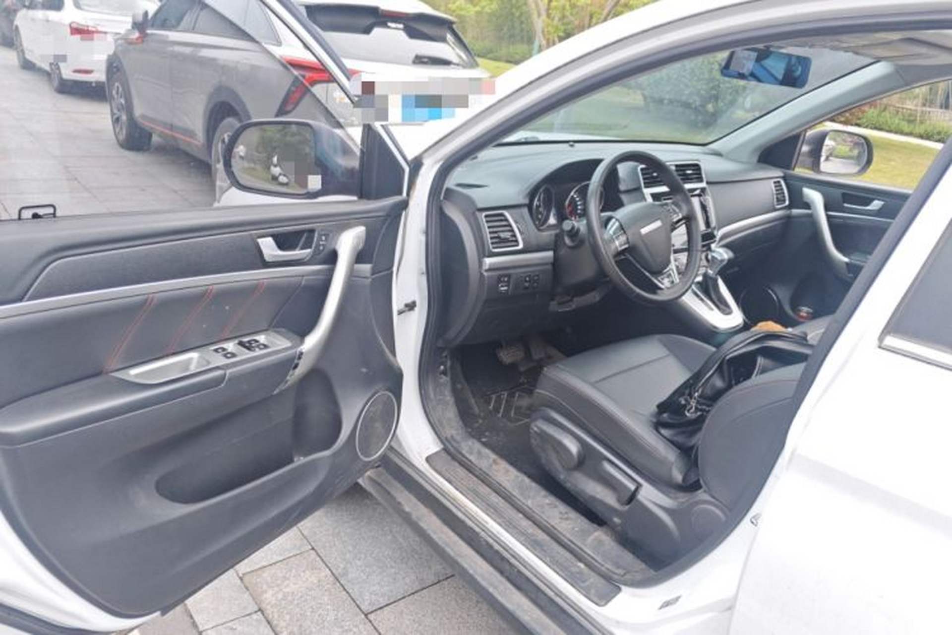 Used Haval M6 2019 1.5T DCT Two-Wheel Drive Elite Version China VI Standard Driver Seat