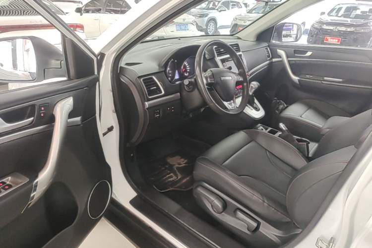 Used Haval M6 2019 1.5T DCT Two-Wheel Drive Value Edition China VI Standard Driver Seat