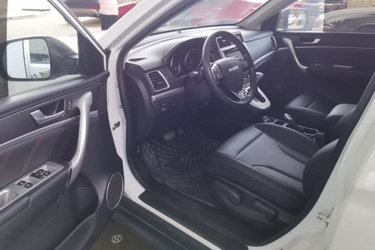 Used Haval M6 2019 1.5T DCT Two-Wheel Drive Value Edition China VI Standard Driver Seat
