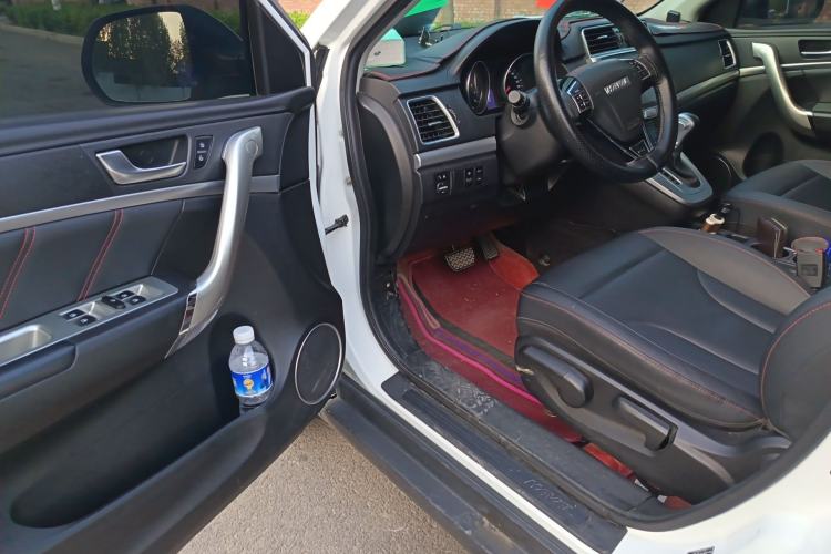 Used Haval M6 2019 1.5T DCT Two-Wheel Drive Value Edition China VI Standard Driver Seat
