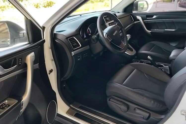 Used Haval M6 2019 1.5T DCT Two-Wheel Drive Value Edition China VI Standard Driver Seat