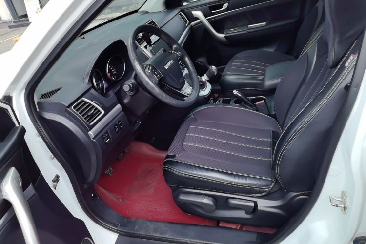 Used Haval M6 2019 1.5T Manual Two-Wheel Drive Urban Version China VI Standard Driver Seat