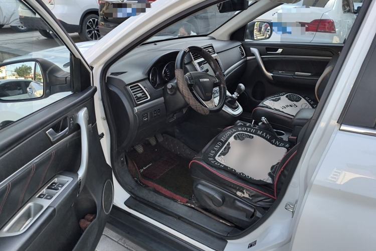 Used Haval M6 2019 1.5T Manual Two-Wheel Drive Urban Version China VI Standard Driver Seat
