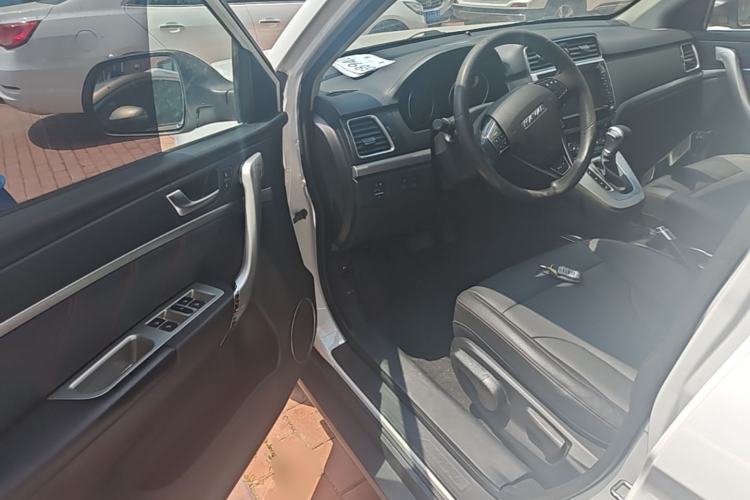 Used Haval M6 2019 1.5T DCT Two-Wheel Drive Value Edition China VI Standard Driver Seat