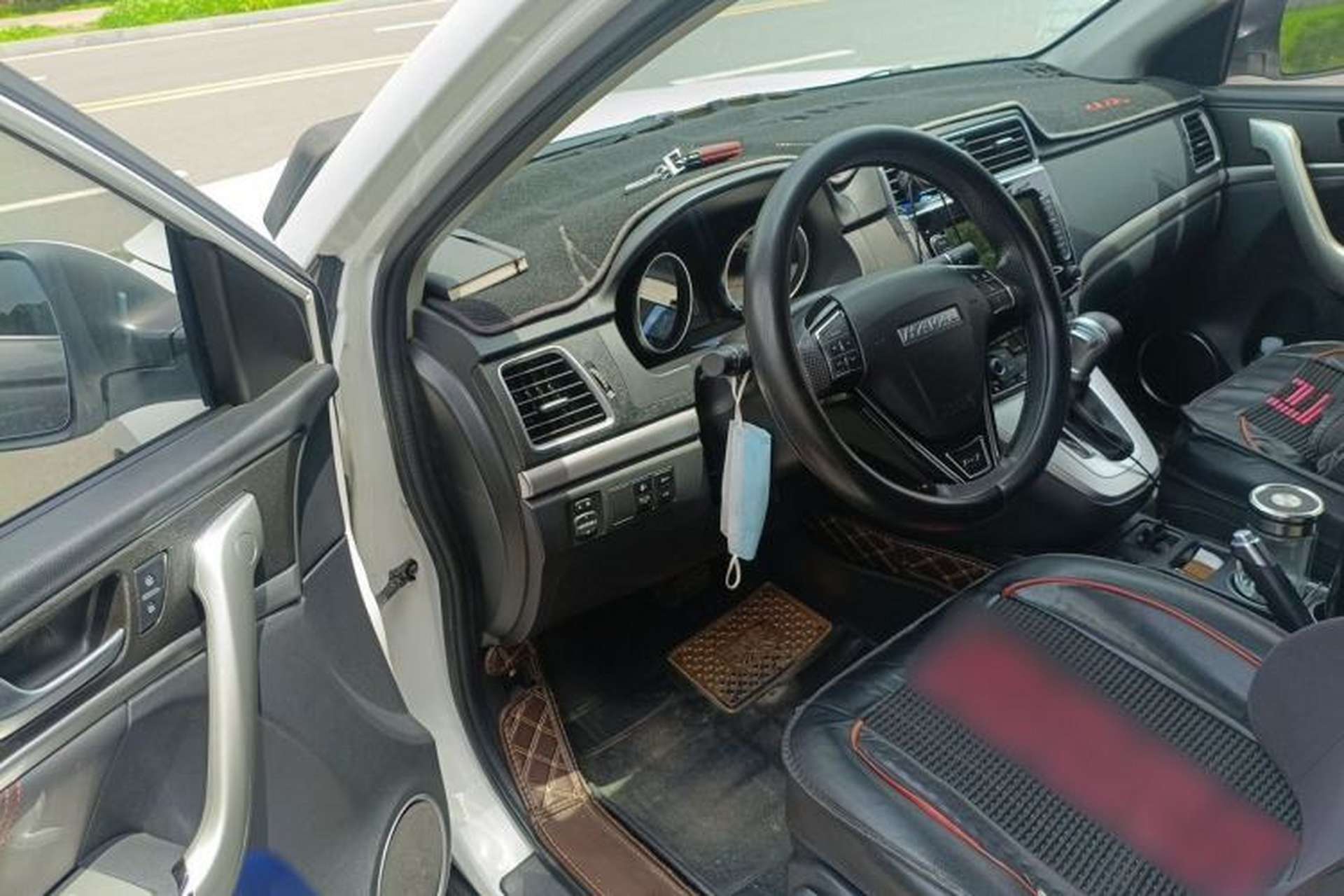 Used Haval M6 2019 1.5T DCT Two-Wheel Drive Value Edition China VI Standard Driver Seat