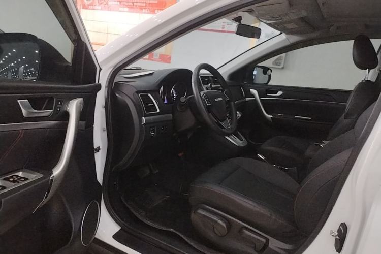 Used Haval M6 2019 1.5T DCT Two-Wheel Drive Value Edition China VI Standard Driver Seat