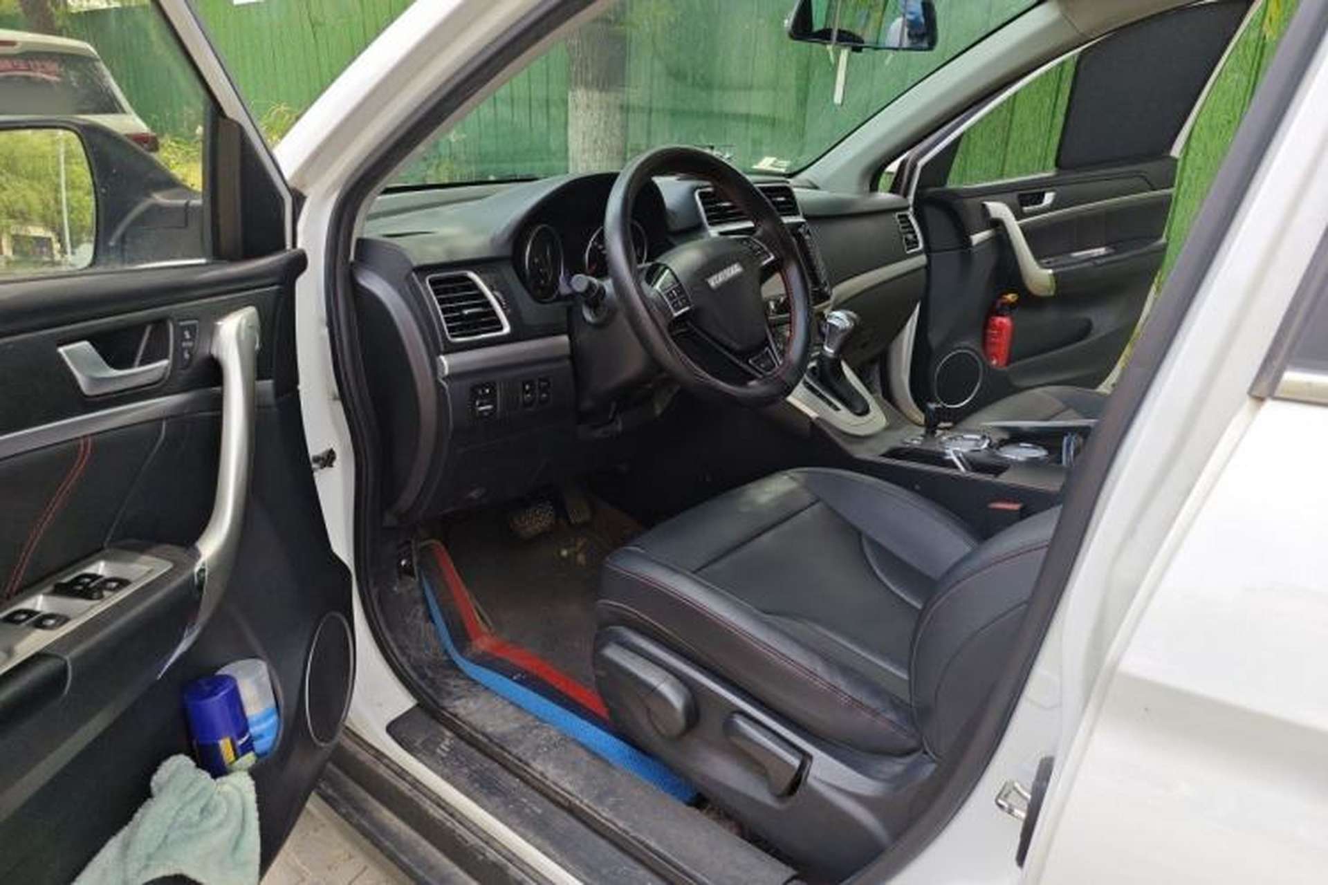Used Haval M6 2019 1.5T DCT Two-Wheel Drive Elite Version China VI Standard Driver Seat