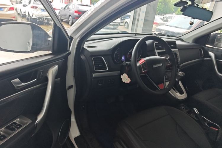 Used Haval M6 2019 1.5T DCT Two-Wheel Drive Elite Version China VI Standard Driver Seat