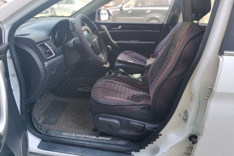 Used Haval M6 2019 1.5T Manual Two-Wheel Drive Elite Version China V Standard Driver Seat