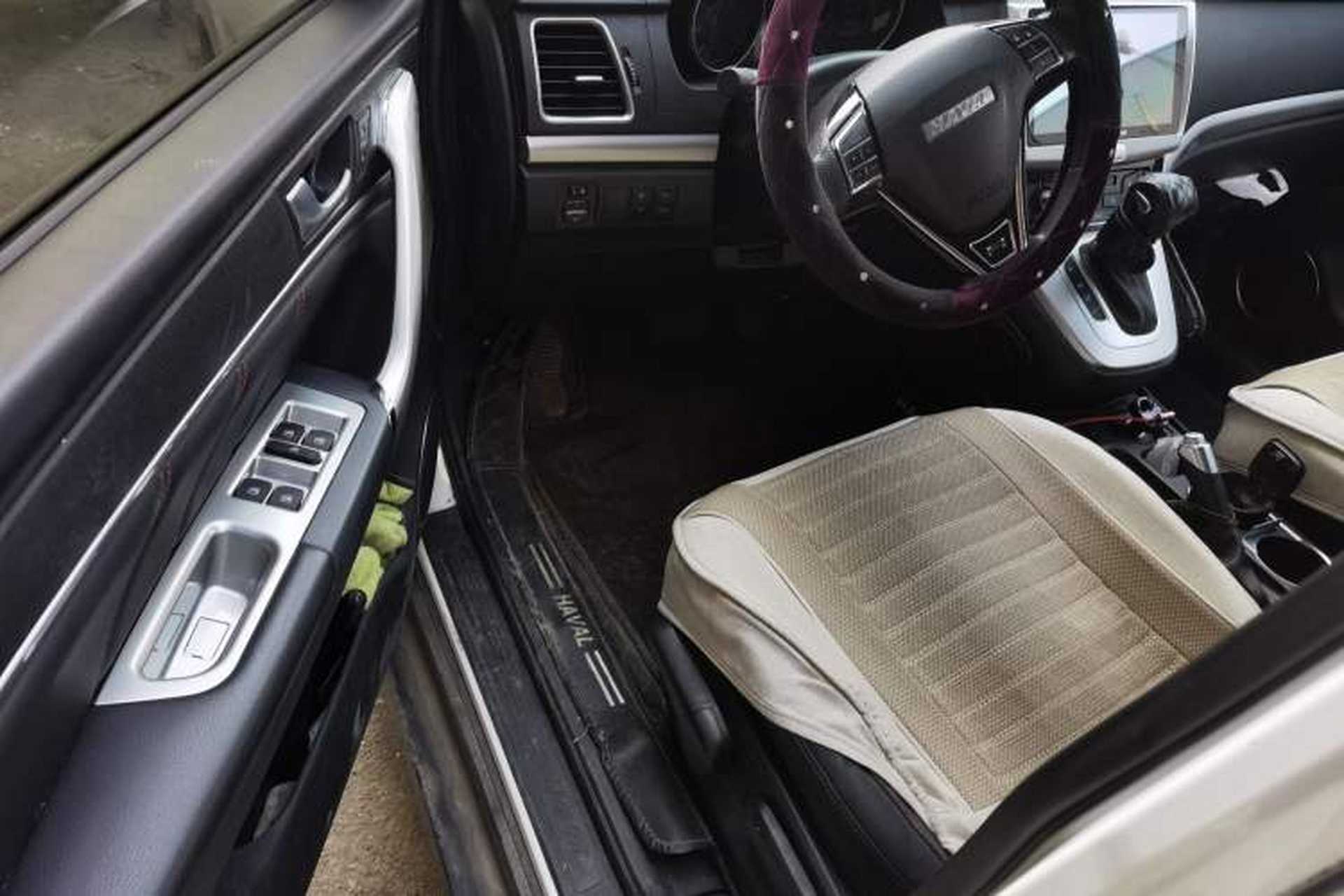 Used Haval M6 2019 1.5T DCT Two-Wheel Drive Value Edition China VI Standard Driver Seat