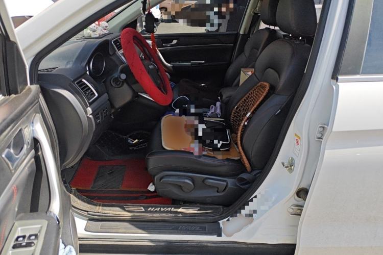 Used Haval M6 2019 1.5T Manual Two-Wheel Drive Elite Version China V Standard Driver Seat