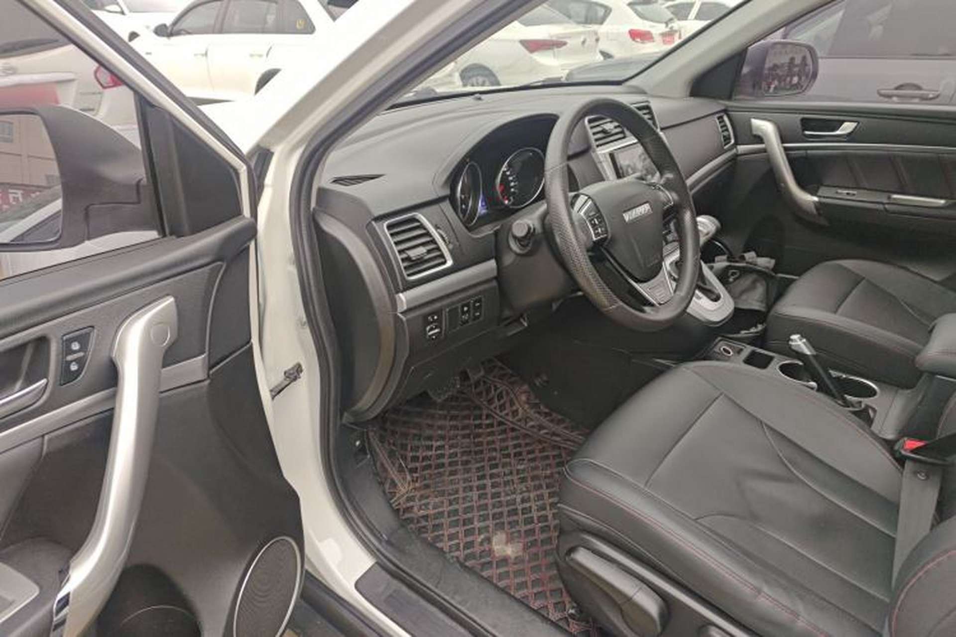 Used Haval M6 2019 1.5T DCT Two-Wheel Drive Value Edition China VI Standard Driver Seat