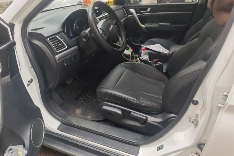 Used Haval M6 2019 1.5T DCT Two-Wheel Drive Elite Version China VI Standard Driver Seat