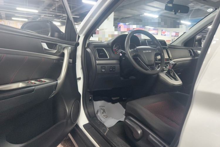 Used Haval M6 2019 1.5T DCT Two-Wheel Drive Urban Version China V Standard Driver Seat