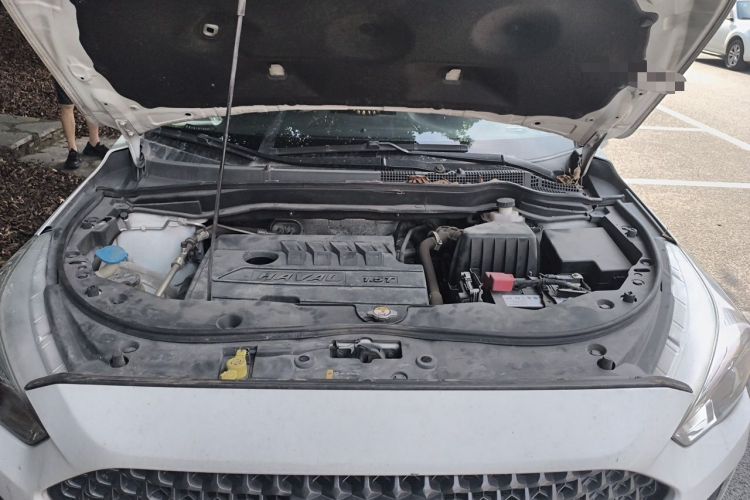 Used Haval M6 2019 1.5T DCT Two-Wheel Drive Value Edition China VI Standard Engine Bay