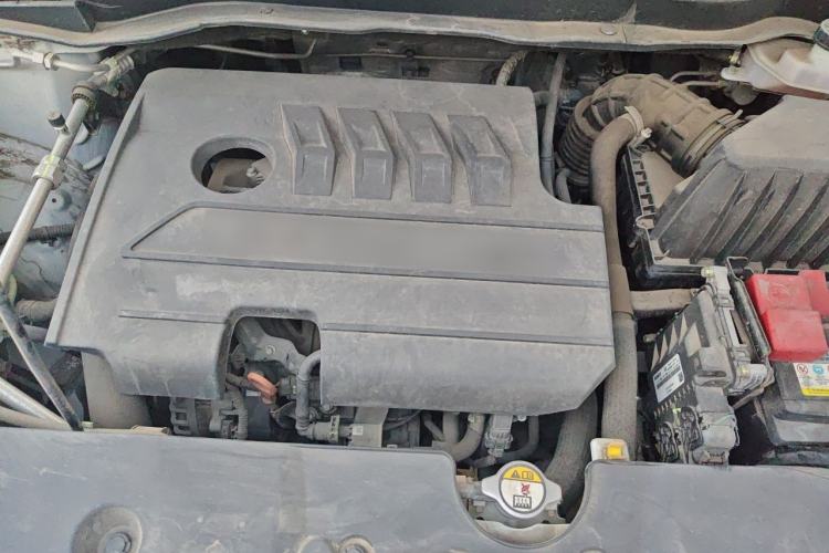 Used Haval M6 2019 1.5T Manual Two-Wheel Drive Elite Version China VI Standard Engine Bay