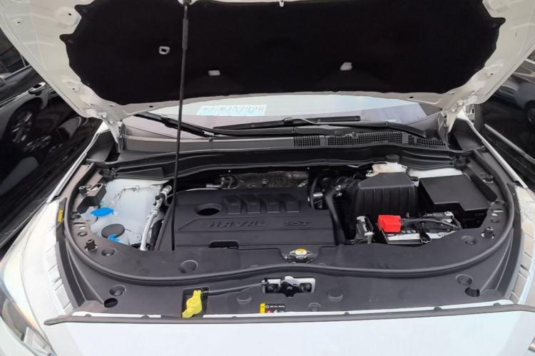 Used Haval M6 2019 1.5T DCT Two-Wheel Drive Value Edition China VI Standard Engine Bay