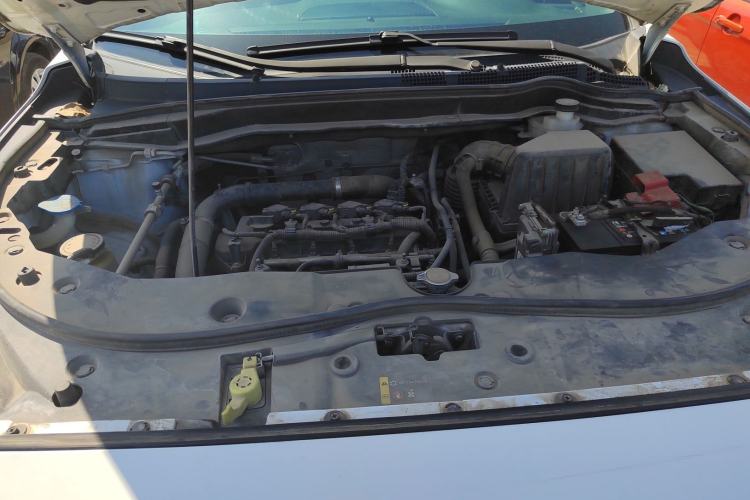 Used Haval M6 2019 1.5T DCT Two-Wheel Drive Elite Version China VI Standard Engine Bay