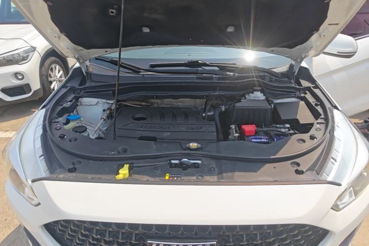 Used Haval M6 2019 1.5T Manual Two-Wheel Drive Elite Version China VI Standard Engine Bay