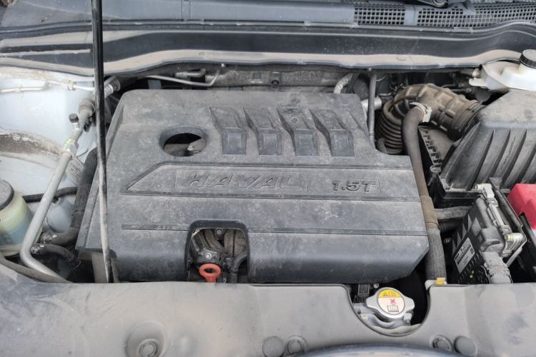 Used Haval M6 2019 1.5T Manual Two-Wheel Drive Elite Version China VI Standard Engine Bay