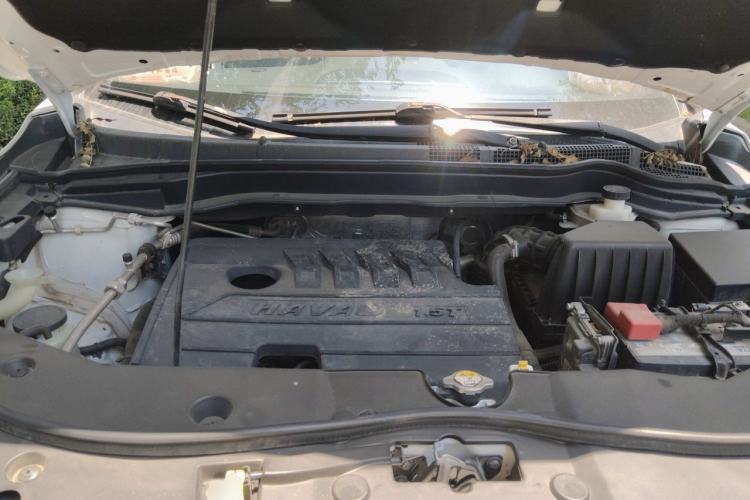 Used Haval M6 2019 1.5T DCT Two-Wheel Drive Value Edition China VI Standard Engine Bay