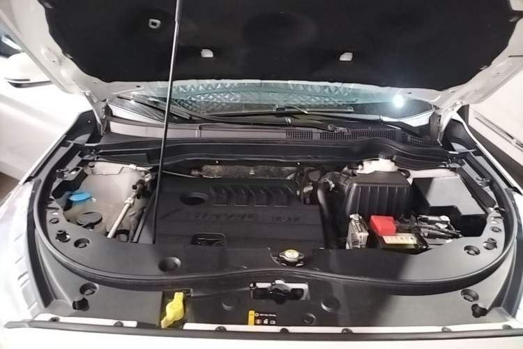Used Haval M6 2019 1.5T DCT Two-Wheel Drive Value Edition China VI Standard Engine Bay