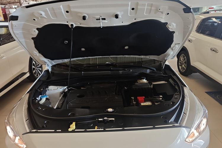 Used Haval M6 2019 1.5T DCT Two-Wheel Drive Value Edition China VI Standard Engine Bay