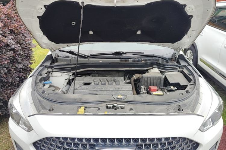 Used Haval M6 2019 1.5T DCT Two-Wheel Drive Value Edition China VI Standard Engine Bay