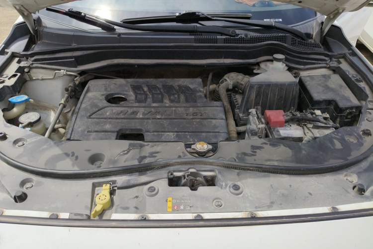 Used Haval M6 2019 1.5T Manual Two-Wheel Drive Elite Version China VI Standard Engine Bay