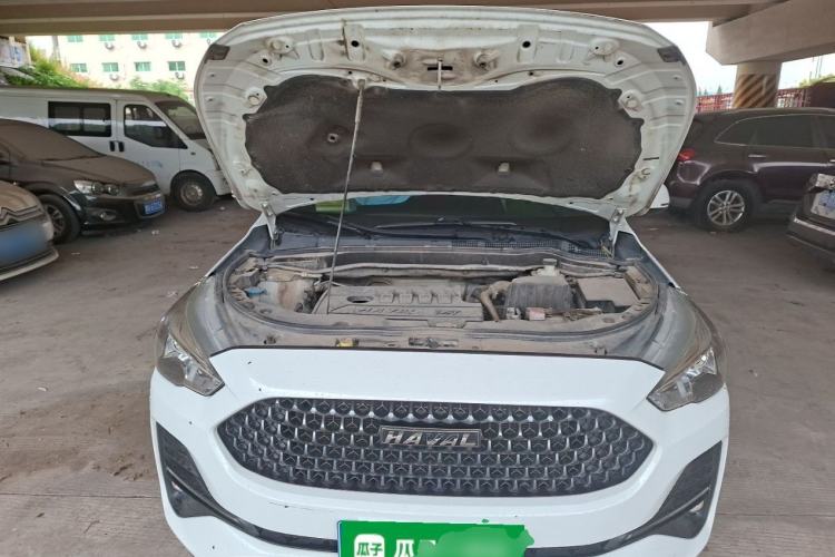Used Haval M6 2019 1.5T Manual Two-Wheel Drive Elite Version China VI Standard Engine Bay