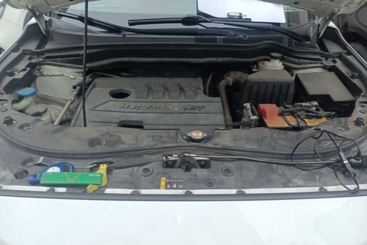 Used Haval M6 2019 1.5T DCT Two-Wheel Drive Elite Version China VI Standard Engine Bay