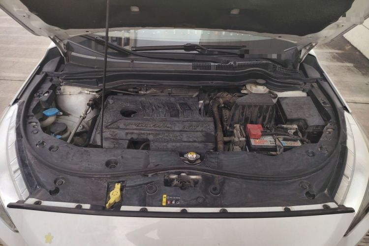 Used Haval M6 2019 1.5T DCT Two-Wheel Drive Elite Version China VI Standard Engine Bay