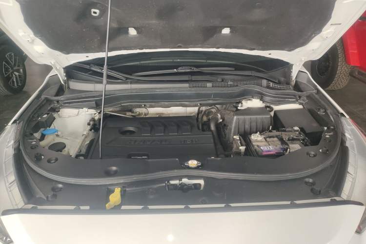 Used Haval M6 2019 1.5T DCT Two-Wheel Drive Value Edition China VI Standard Engine Bay