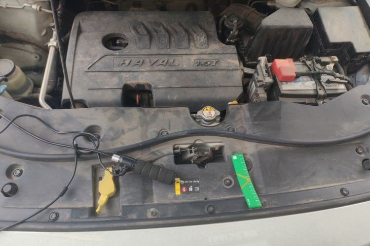 Used Haval M6 2019 1.5T Manual Two-Wheel Drive Elite Version China V Standard Engine Bay