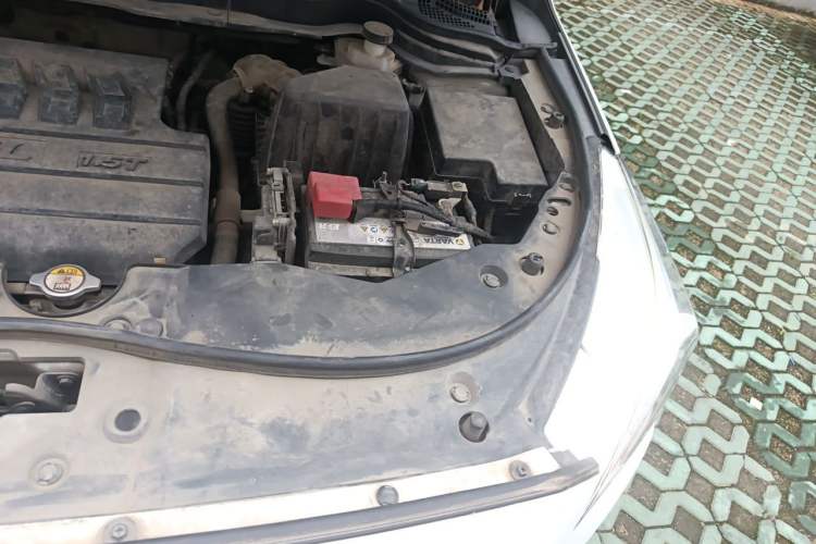 Used Haval M6 2019 1.5T DCT Two-Wheel Drive Value Edition China VI Standard Engine Bay Left