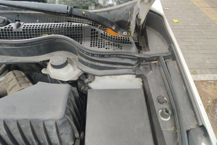 Used Haval M6 2019 1.5T Manual Two-Wheel Drive Elite Version China VI Standard Engine Bay Left