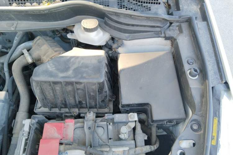 Used Haval M6 2019 1.5T Manual Two-Wheel Drive Elite Version China V Standard Engine Bay Left