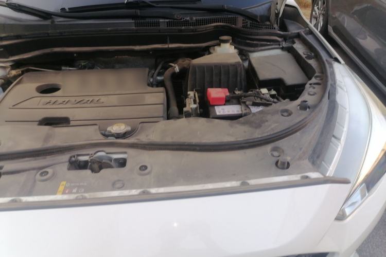 Used Haval M6 2019 1.5T Manual Two-Wheel Drive Urban Version China VI Standard Engine Bay Left