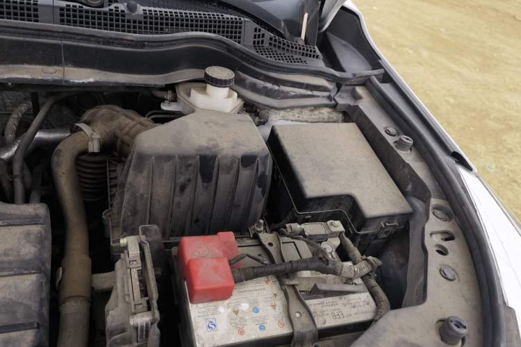 Used Haval M6 2019 1.5T Manual Two-Wheel Drive Elite Version China VI Standard Engine Bay Left