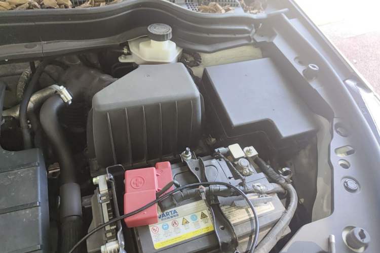Used Haval M6 2019 1.5T Manual Two-Wheel Drive Urban Version China VI Standard Engine Bay Left