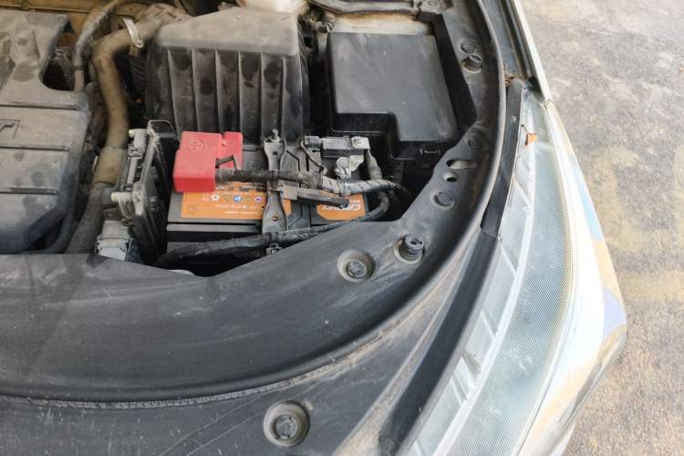Used Haval M6 2019 1.5T Manual Two-Wheel Drive Elite Version China VI Standard Engine Bay Left