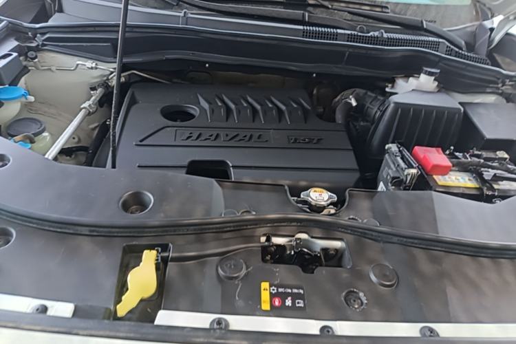 Used Haval M6 2019 1.5T Manual Two-Wheel Drive Elite Version China VI Standard Engine Bay